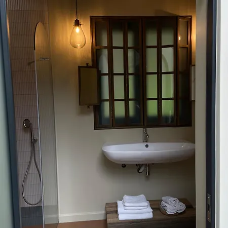 Dereva Яблоница